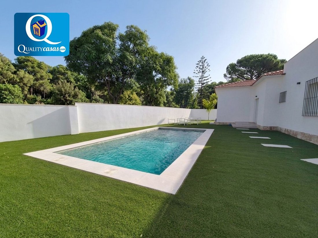 Villa in San Juan de Alicante, Valencian Community, Spain 1 - 18613628