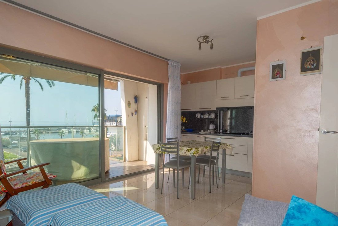 Apartment in Menton, Provence-Alpes-Côte d'Azur, France 2 - 18251430