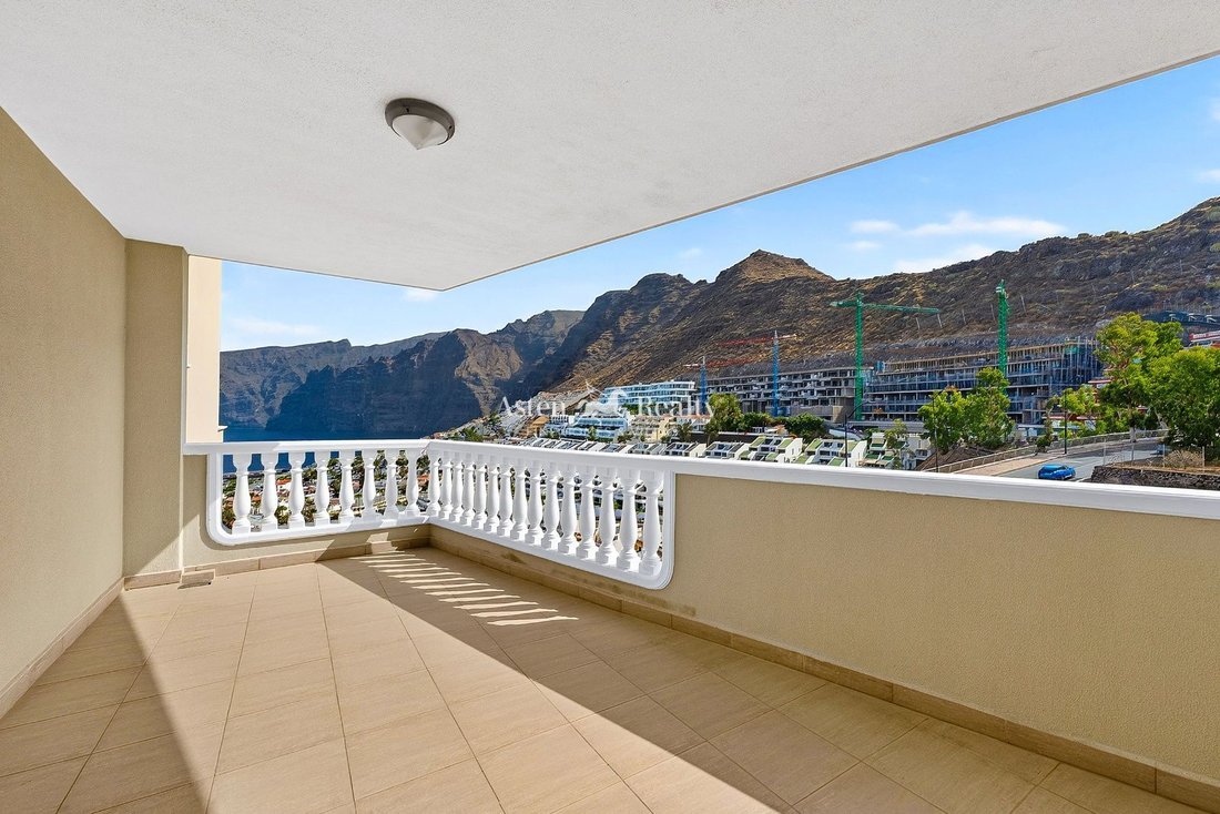 Apartment in Acantilados de Los Gigantes, Canary Islands, Spain 3 - 18613668