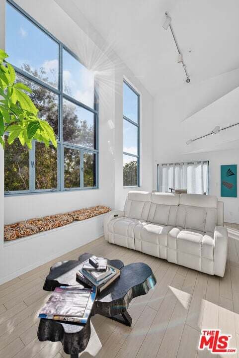 Condo in Santa Monica, California, United States 4 - 18615370