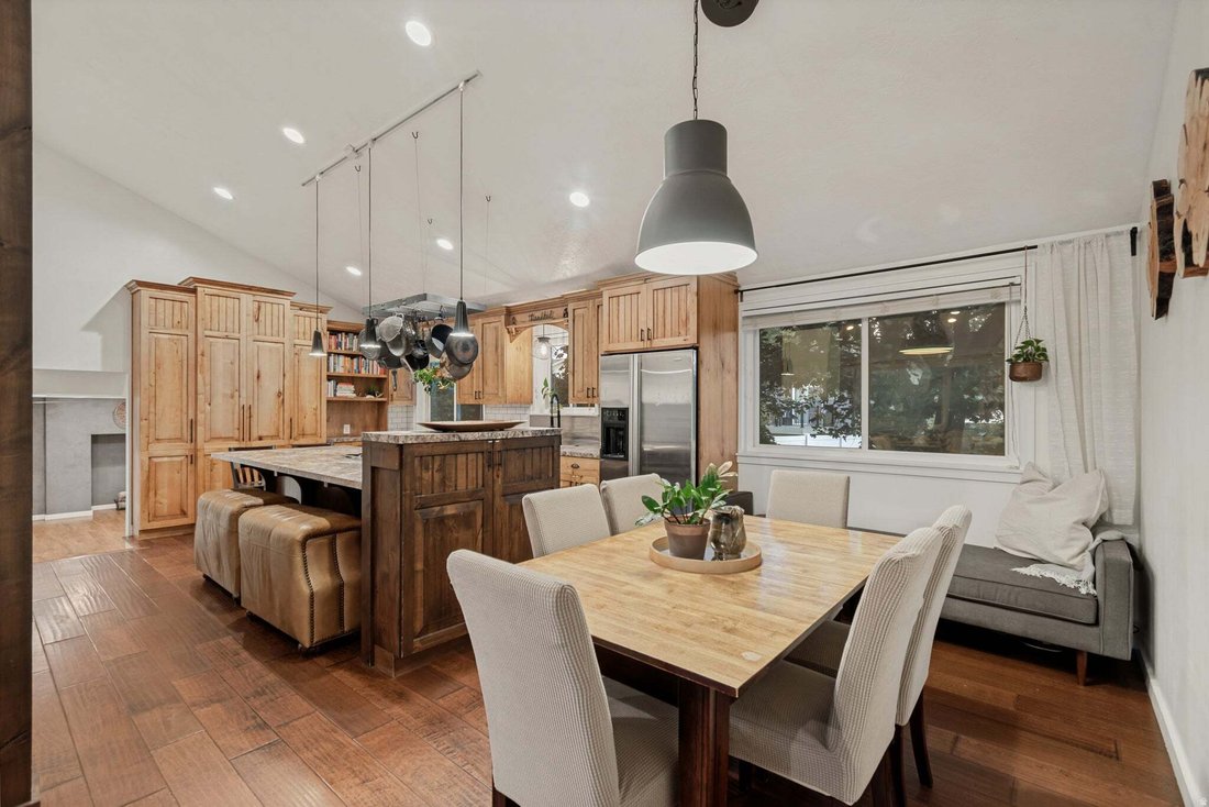 House in Sandy, Utah, United States 5 - 18615416