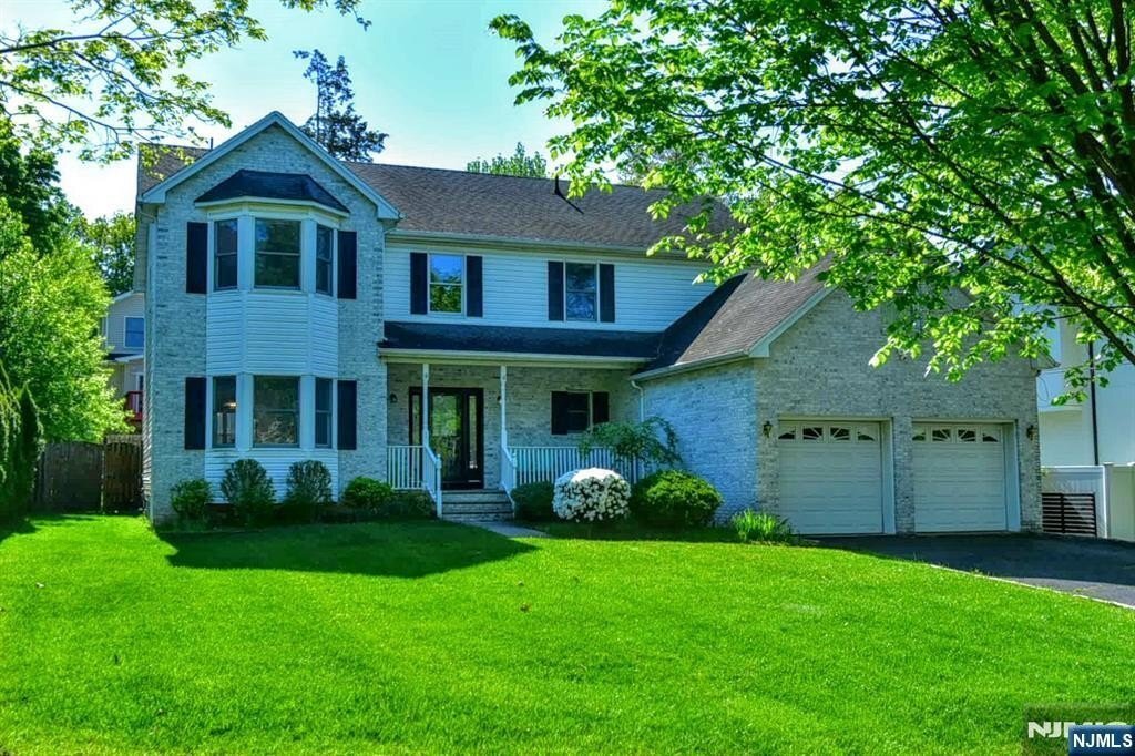 House in Paramus, New Jersey, United States 1 - 18614744