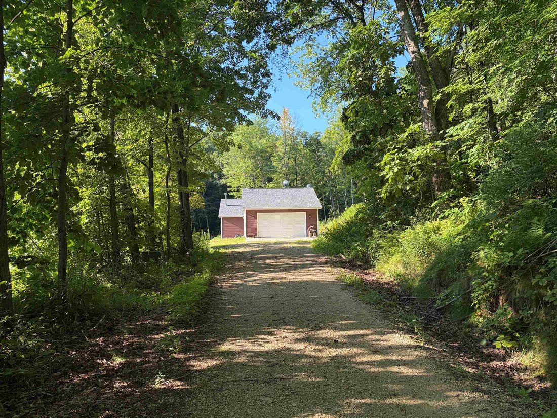 House in Sparta, Wisconsin, United States 2 - 18609547