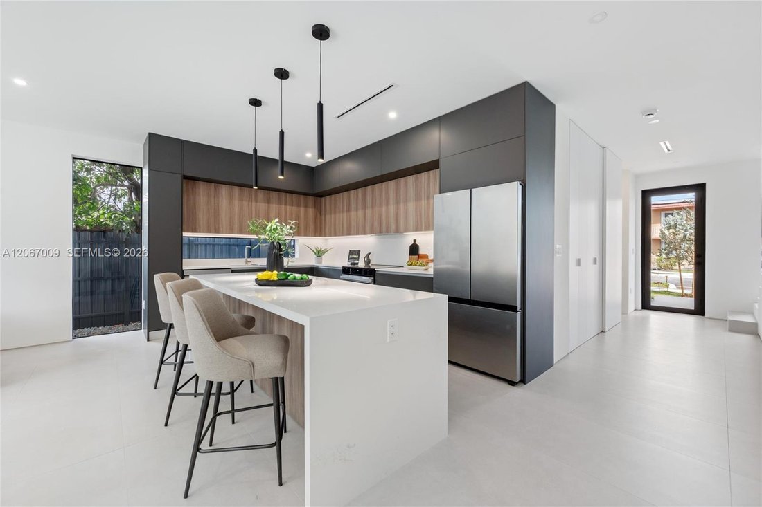 House in Miami, Florida, United States 5 - 18613529