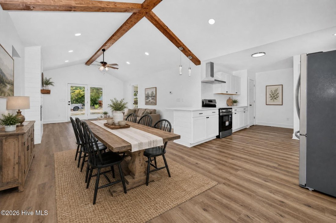 House in Oak Island, North Carolina, United States 2 - 18609457