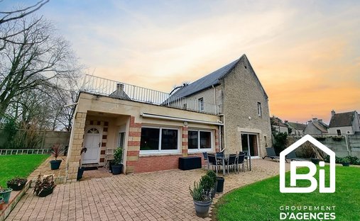 House in Saint-Aubin-d'Arquenay, Normandy, France 1