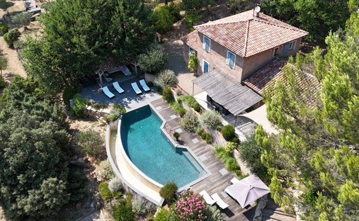 Villa in Carcès, Provence-Alpes-Côte d'Azur, France 1