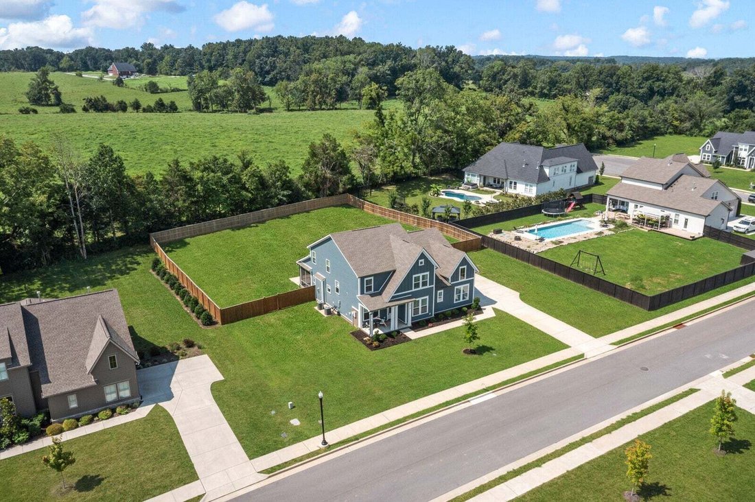 House in Bon Aqua, Tennessee, United States 2 - 18609955