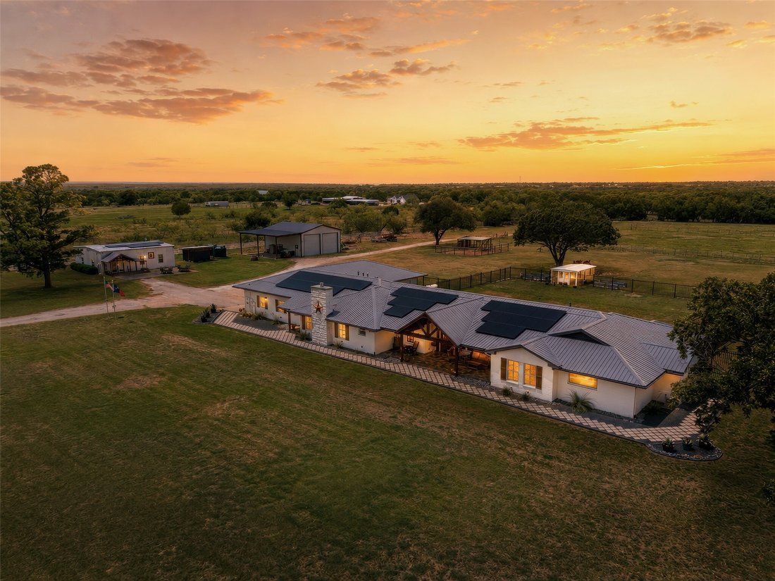 Farm Ranch in Whitney, Texas, United States 1 - 18613003