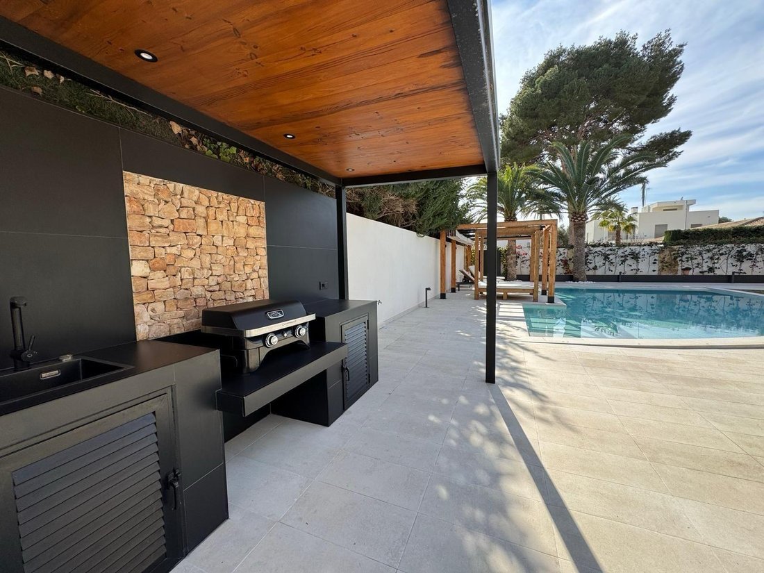 Villa in Dehesa de Campoamor, Orihuela, Valencian Community 5 - 18609067
