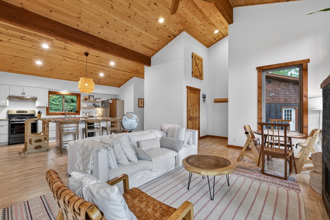House in Sagle, Idaho, United States 3 - 18611475