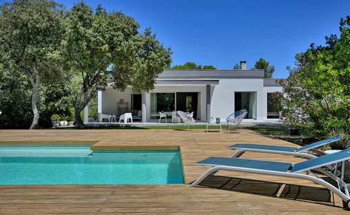 Villa in La Gazelle, Nimes, France 1