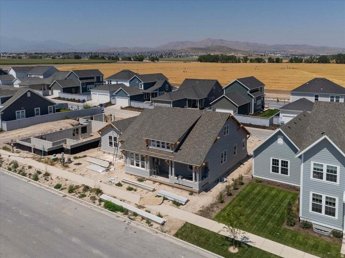 House in Saratoga Springs, Utah, United States 3 - 18611942