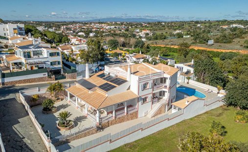 Villa in Guia, Algarve, Portugal 1