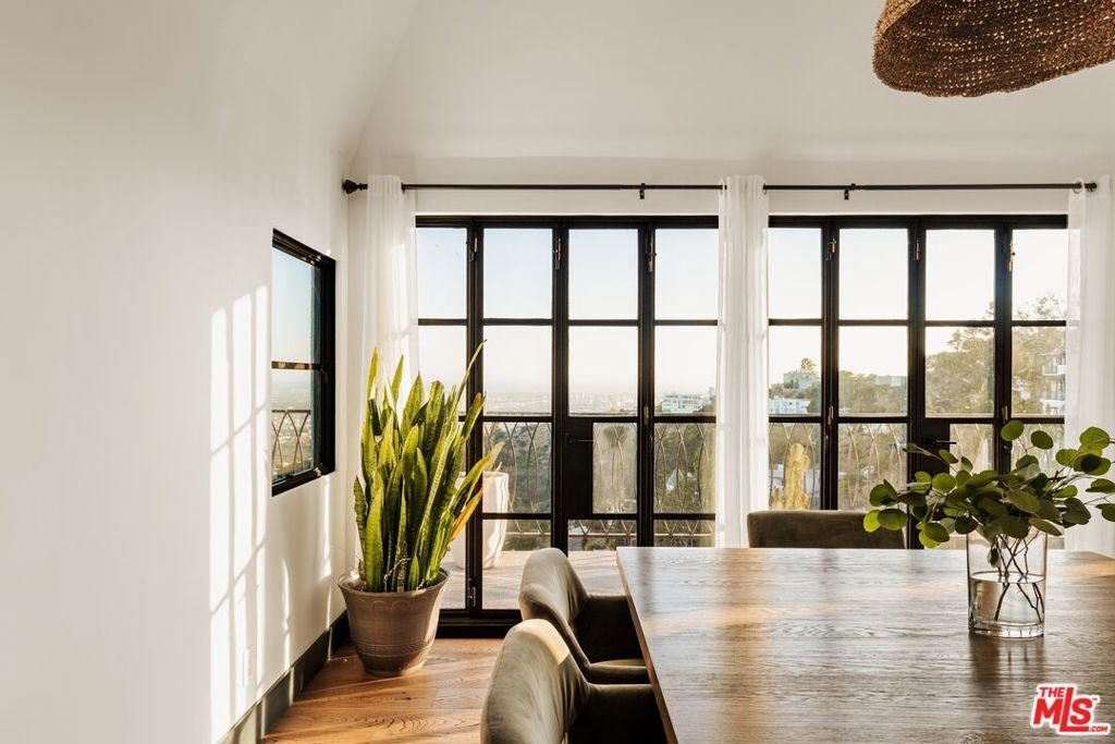 House in Los Angeles, California, United States 5 - 18611811