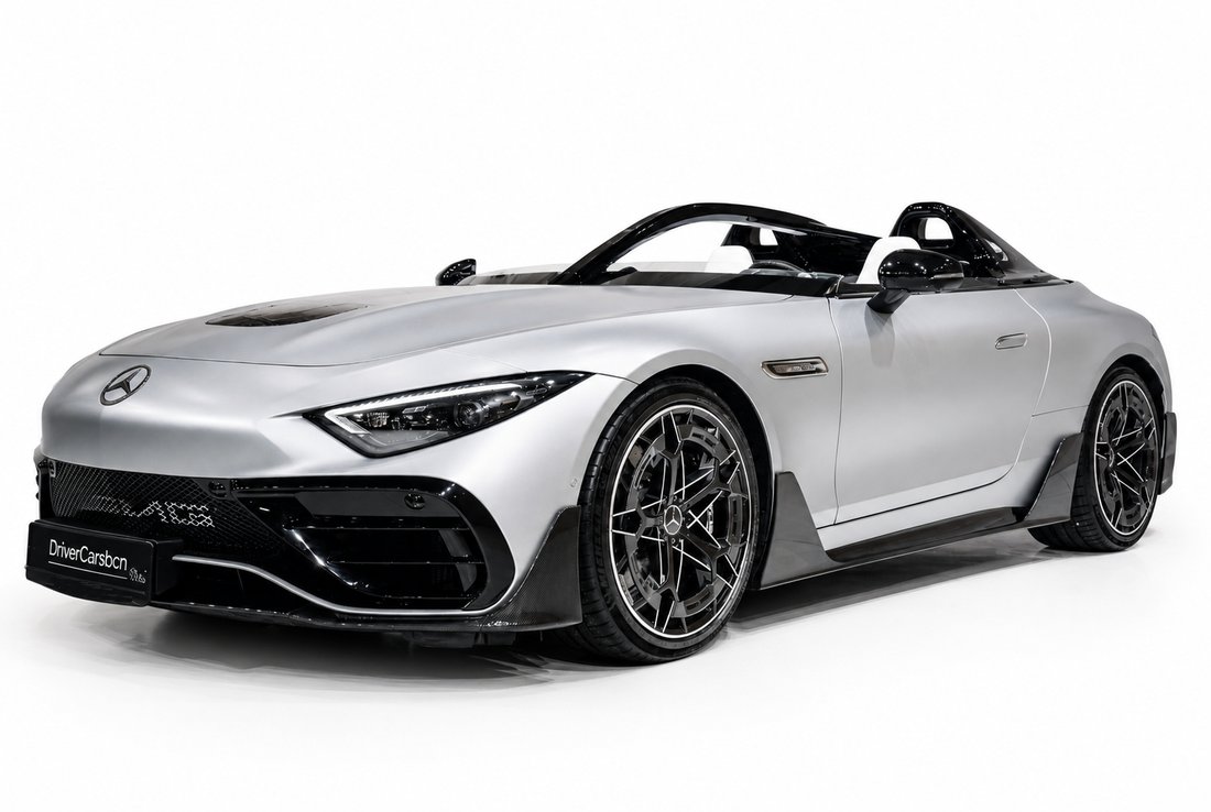 Cabriolet in Cardedeu, Spain 2 - 18608940