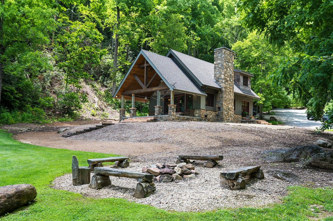 House in Old Fort, North Carolina, United States 1 - 15868483