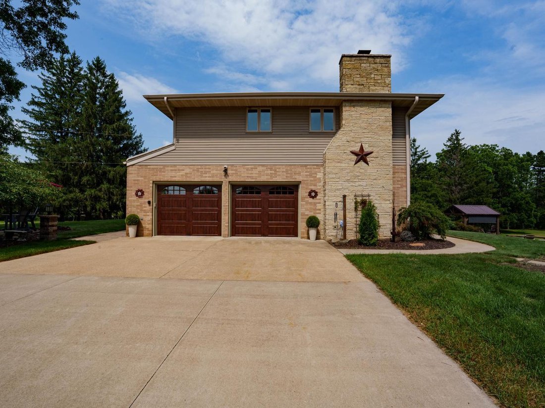 House in Sparta, Wisconsin, United States 2 - 18609107