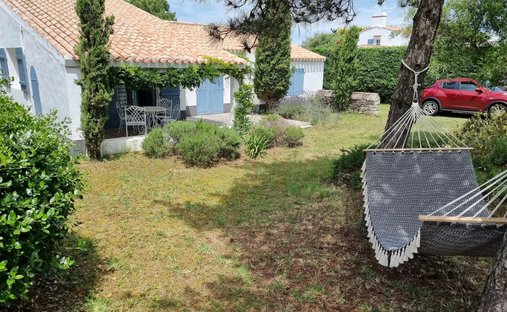 House in Herbaudiere-Le Vieil, Noirmoutier-en-l'Île, France 1