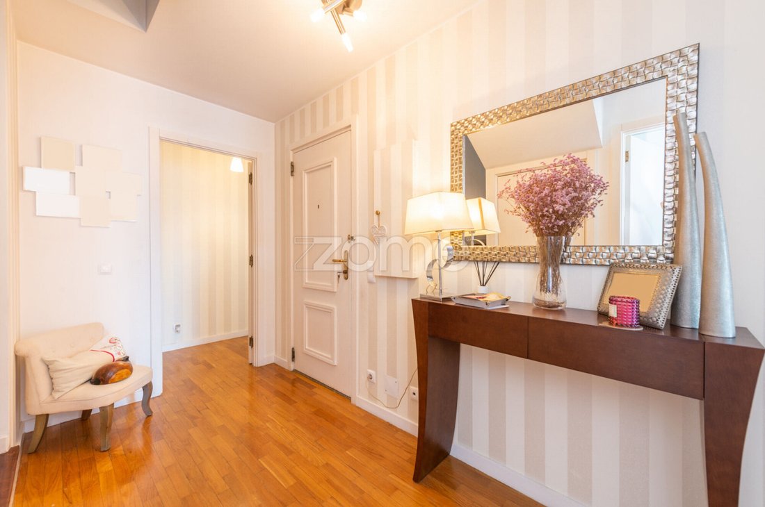 Apartment in Cedofeita, Santo Ildefonso, Se, Miragaia, Sao Nicolau e Vitoria, Porto District, Portugal 3 - 18613638