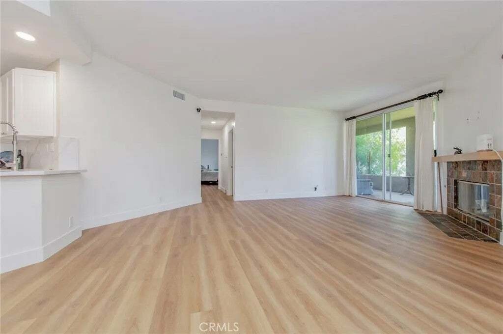 Condo in Irvine, California, United States 5 - 18612864