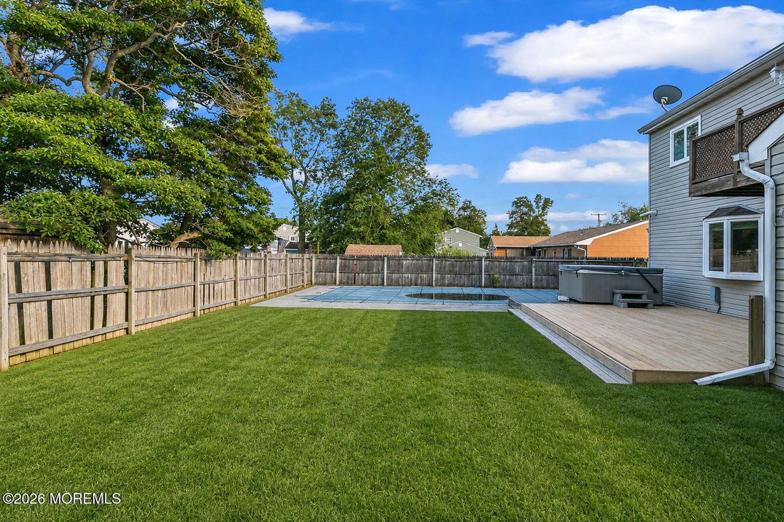 House in Brick Township, New Jersey, United States 2 - 18609048