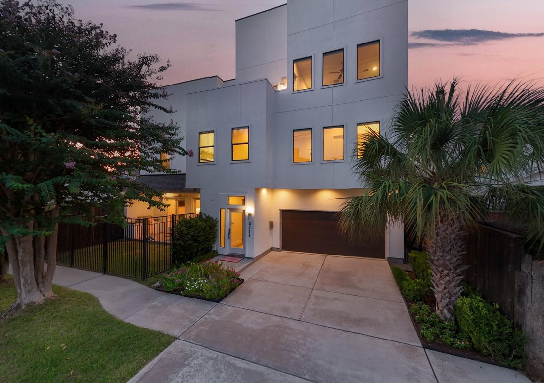 House in Houston, Texas, United States 1 - 18613409