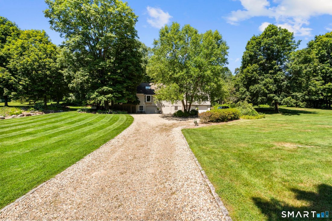 House in Simsbury, Connecticut, United States 3 - 18615803