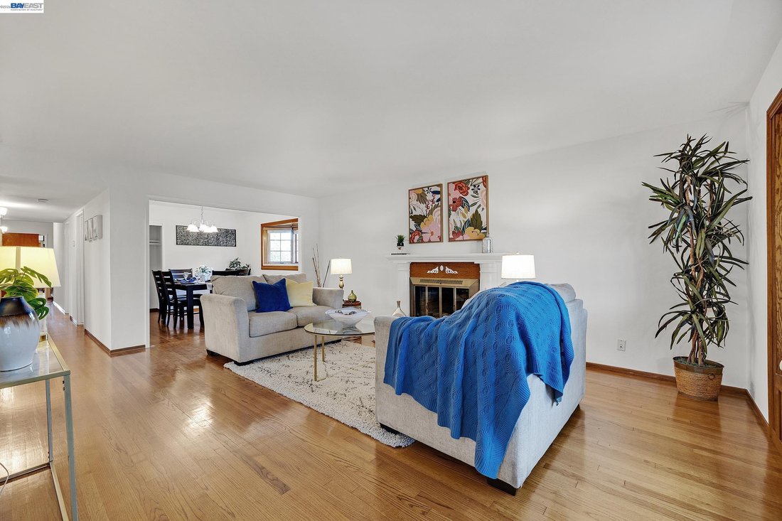 House in Newark, California, United States 3 - 18610015