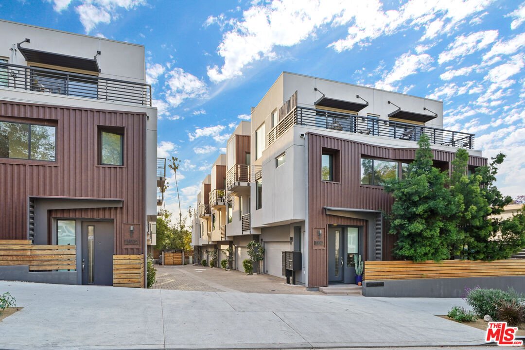 House in Los Angeles, California, United States 1 - 18613502