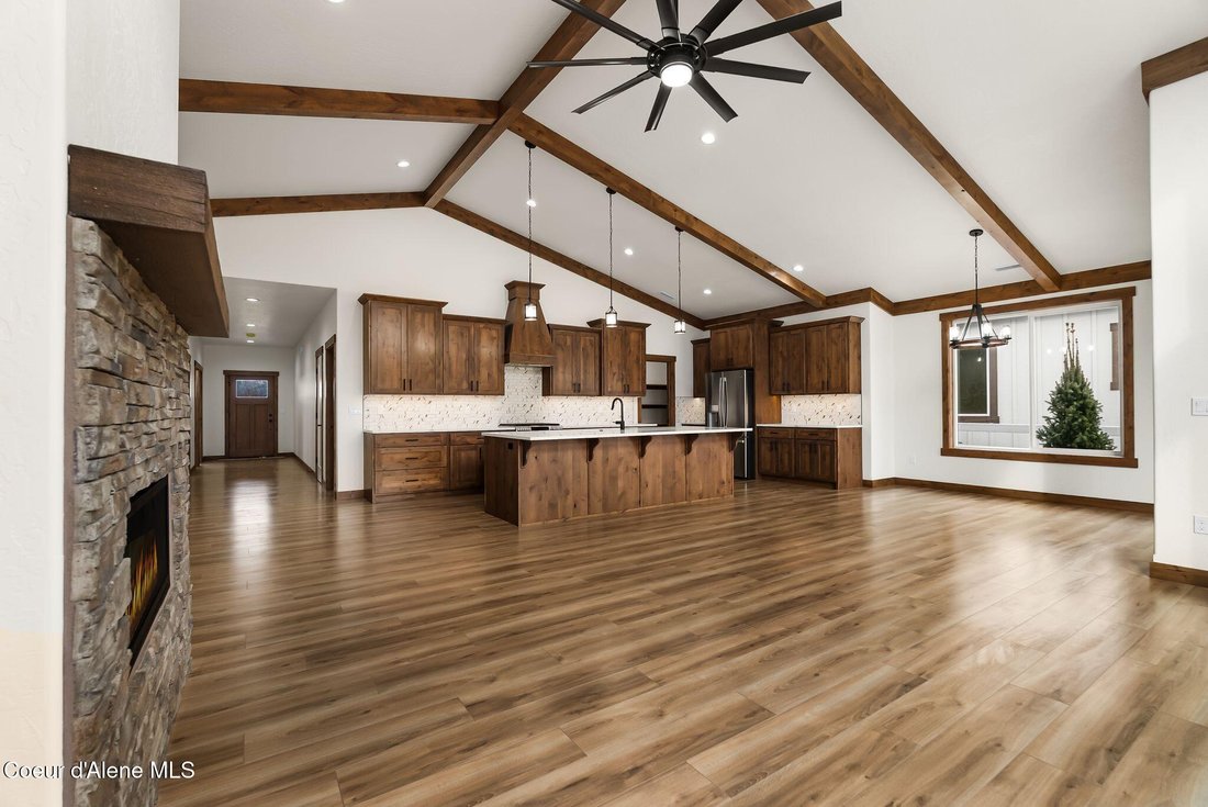 House in Sandpoint, Idaho, United States 4 - 18609902