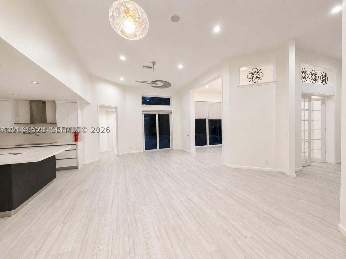 House in Weston, Florida, United States 5 - 18615179