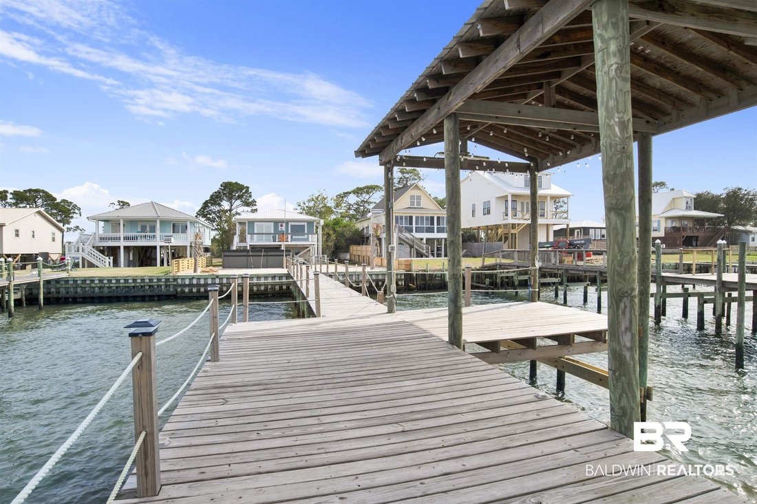 Gulf Shores, Alabama, United States 3 - 17573769