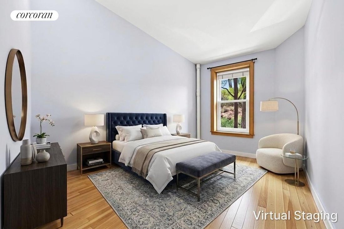 Co Op in New York, New York, United States 3 - 17744590