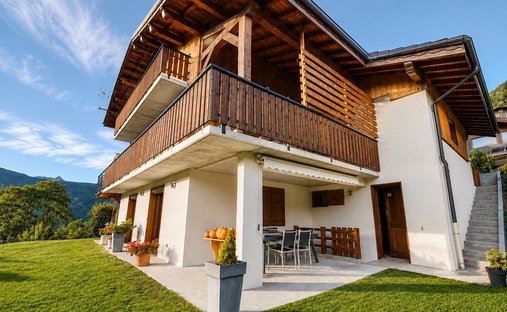 House in Montagny, Auvergne-Rhône-Alpes, France 1