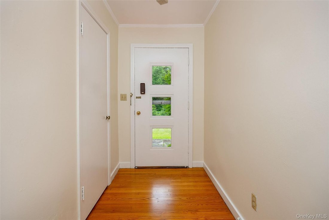 House in Spackenkill, New York, United States 4 - 18546095