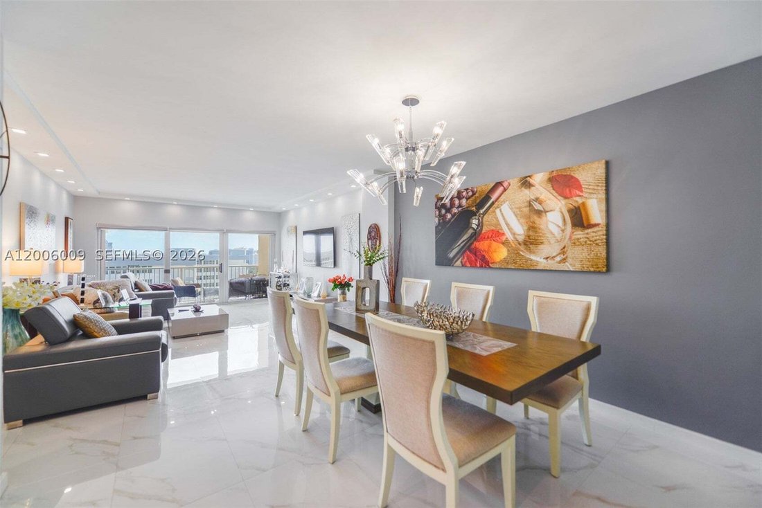 Condo in Hallandale Beach, Florida, United States 3 - 17738055