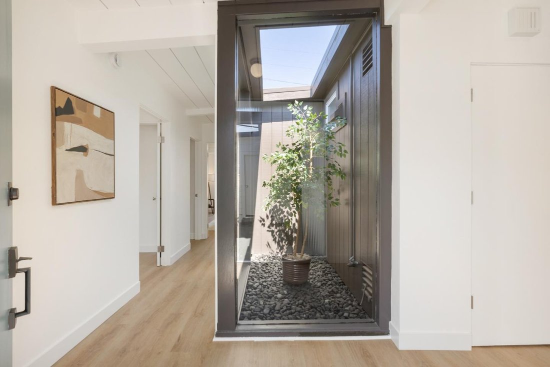 House in Palo Alto, California, United States 4 - 18612037