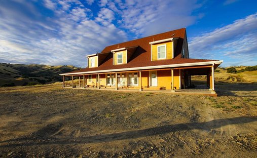 House in Paicines, California, United States 1