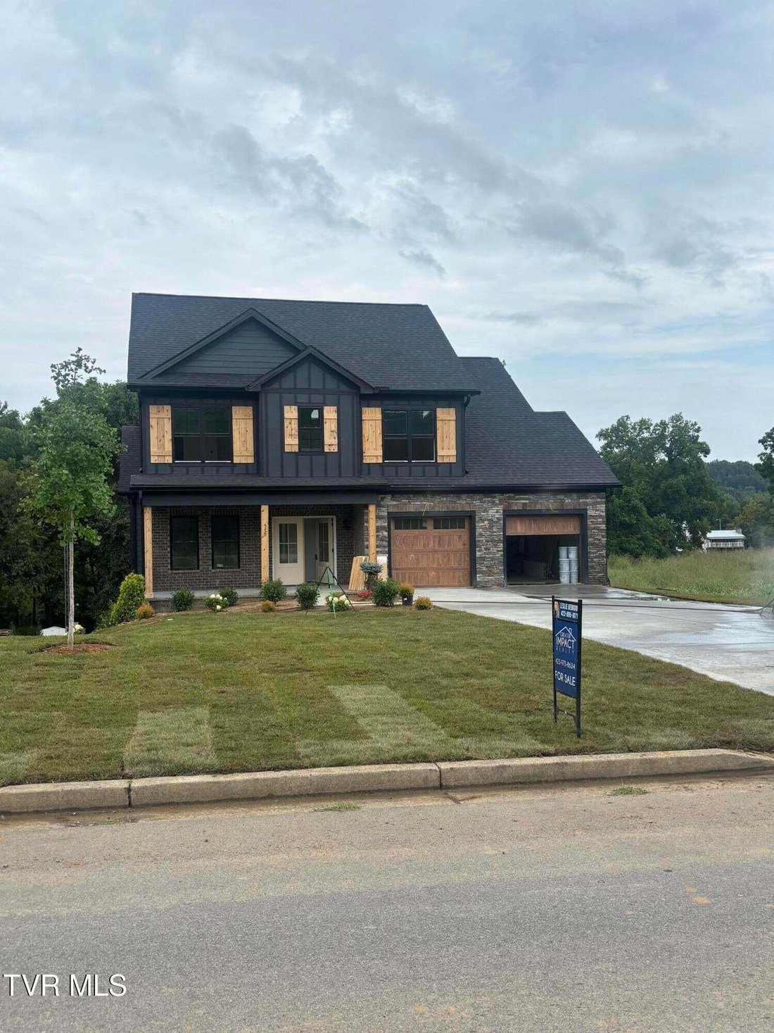House in Elizabethton, Tennessee, United States 1 - 18321401