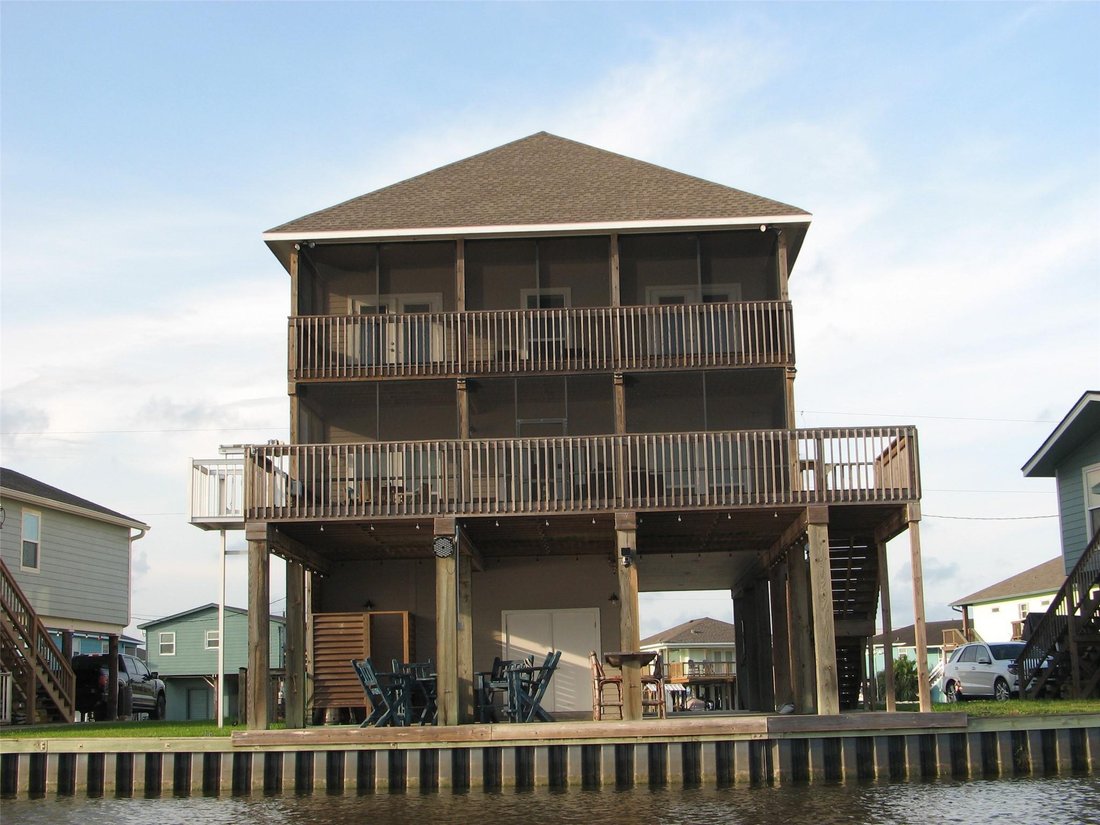 House in Freeport, Texas, United States 1 - 18585102
