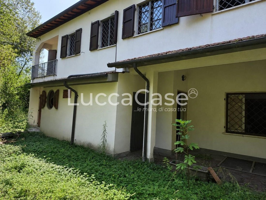 Country House in Pietrasanta, Tuscany, Italy 4 - 18611751