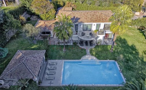 Villa in Mougins, Provence-Alpes-Côte d'Azur, France 1