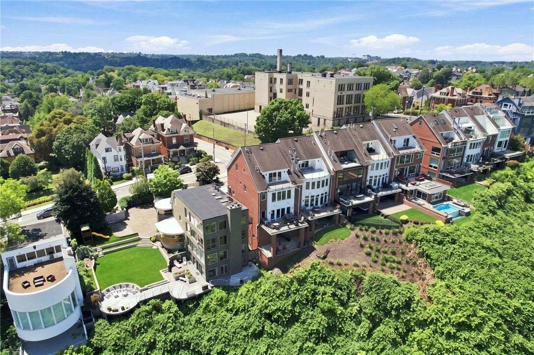 Townhouse in Pittsburgh, Pennsylvania, United States 2 - 18611833