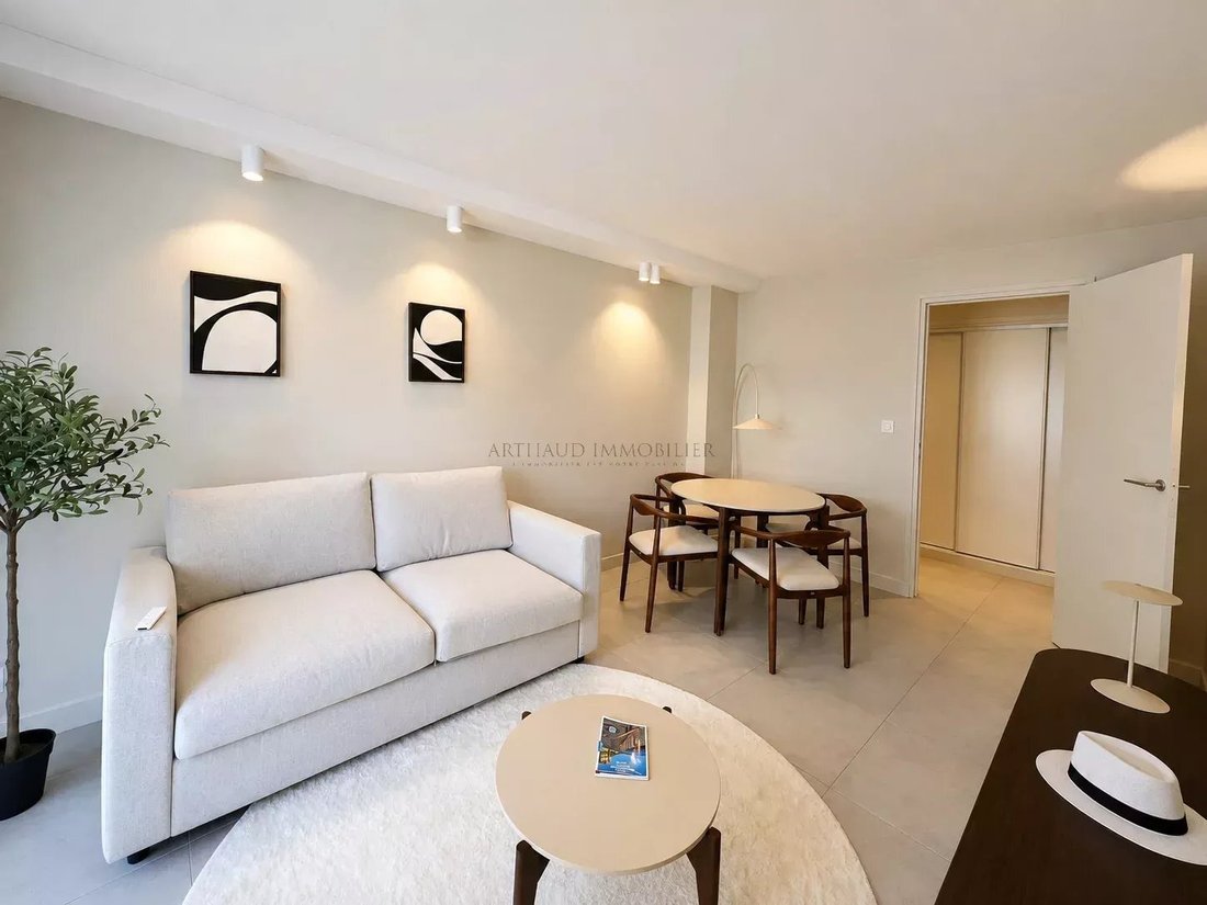 Apartment in Cannes, Provence-Alpes-Côte d'Azur, France 3 - 18610759
