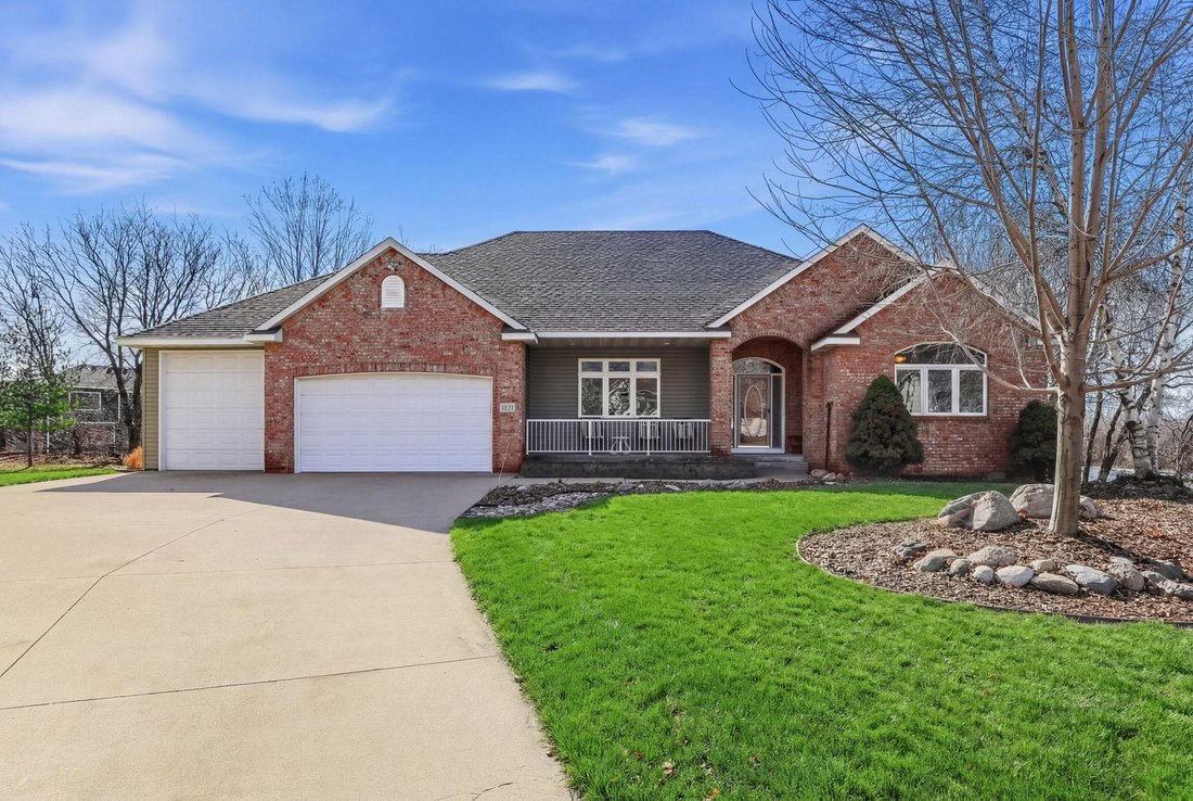 House in Eagan, Minnesota, United States 2 - 18612998