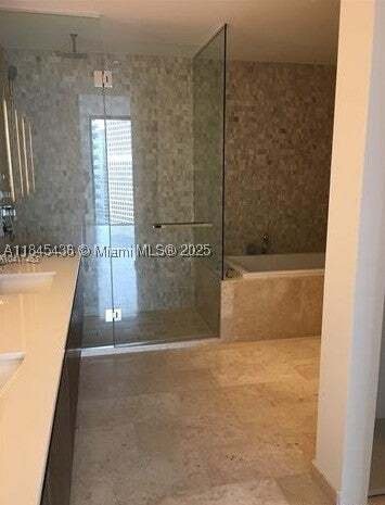 Appartement à Miami, Floride, États-Unis 5 - 16640278