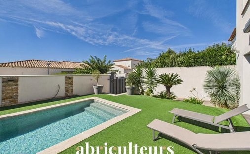 House in Jas de Rhodes-Grande Colle, Les Pennes-Mirabeau, France 1