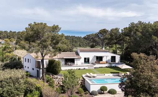 Casa en Saint-Marc-Jaumegarde, Provenza-Alpes-Costa Azul, Francia 1