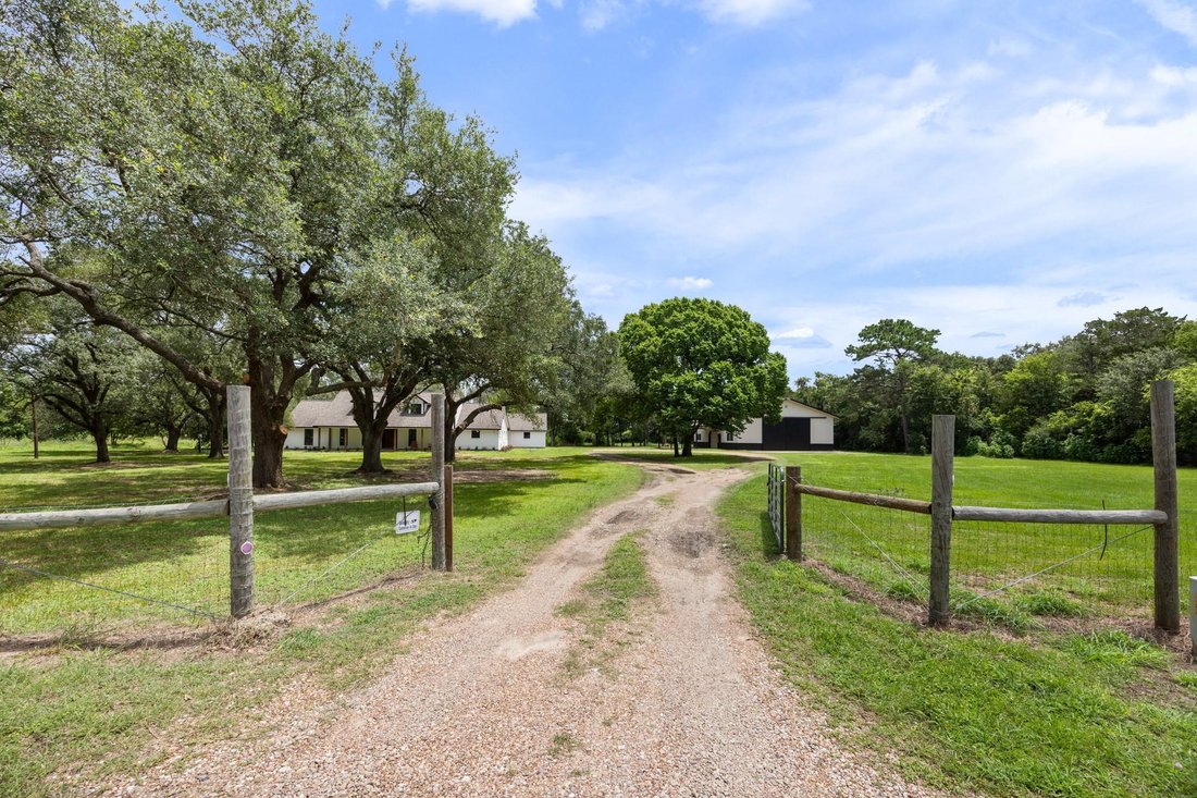 House in Needville, Texas, United States 4 - 18610153